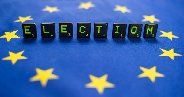 ALEGERI EUROPARLAMENTARE. Prezența la vot, mai mare decât la alegerile din 2007 și 2009