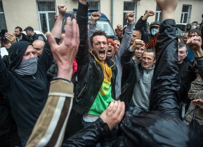 Mii de susținători ai Ucrainei unite au manifestat pe străzile orașului Odesa