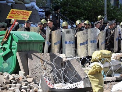 CONFRUNTĂRI ÎN UCRAINA: Lupte în orașul ucrainean Mariupol. Mai mulți oameni au murit