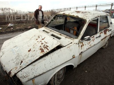 Aproximativ 5.700 de rezervări, în prima lună a programului Rabla 2014