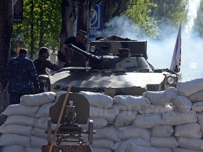 Rusia acuză NATO că se folosește la maximum de criza ucraineană pentru a-și dovedi valoarea