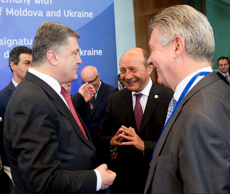 Băsescu a pledat la Bruxelles contra unui armistițiu unilateral al Kievului în estul țării