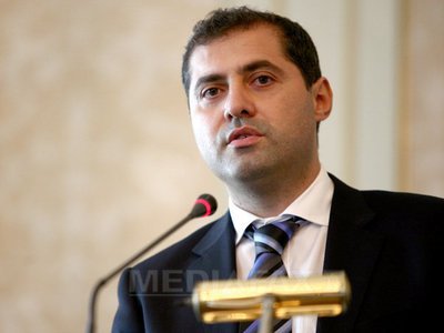 CONFERINȚA MEDIAFAX - Jianu, Ministrul pentru IMM-uri: Mă îngrijorează numărul încă mare de firme care se desființează
