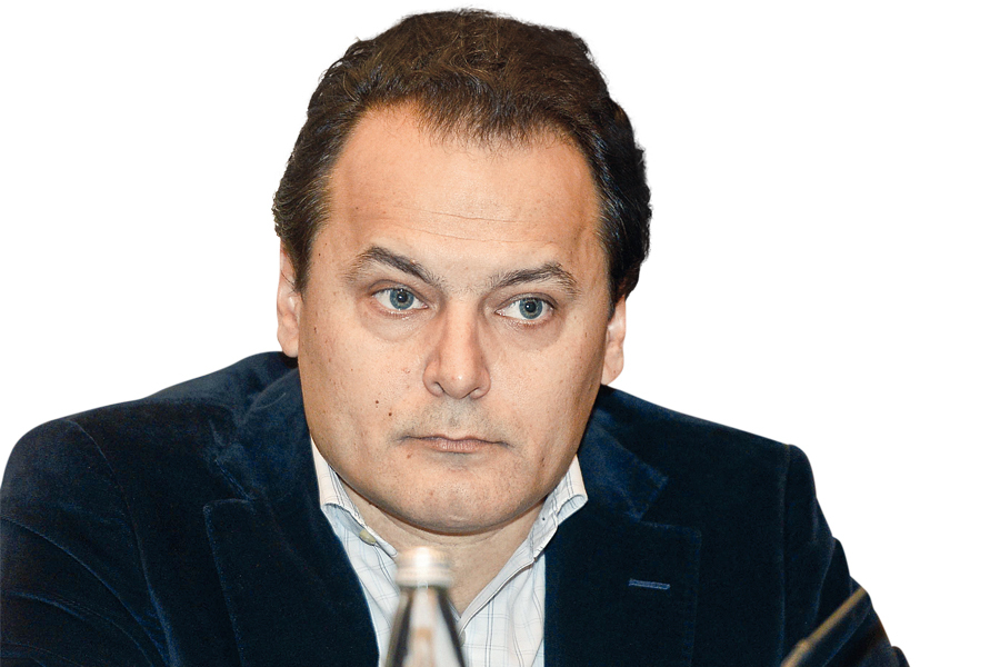 Patru măsuri care ar crește economia cu 5% de la Marius Ghenea, grupul de magazine FIT