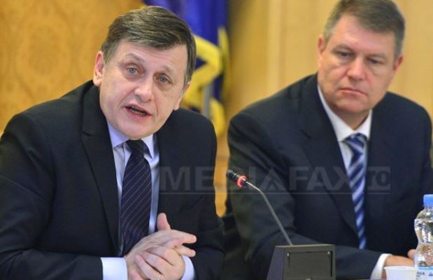 CONGRES PNL: Iohannis și Antonescu propuși candidați la președinția României, PNL aderă la PPE