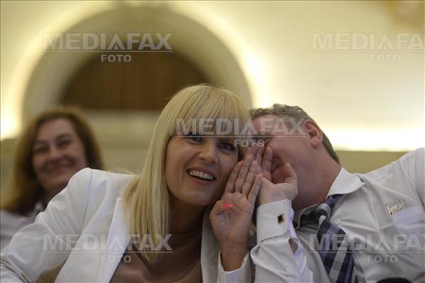 Căcăcioșii cu dureri de ficat care merg din groapă în groapă. Perlele politice ale săptămânii
