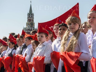 REPORTAJ: Tânăra generație din Rusia tânjește după gloria Uniunii Sovietice