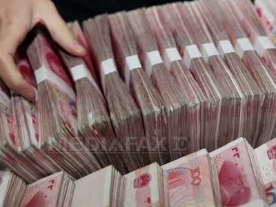 Companii din Rusia vor să folosească tranzacții în moneda Chinei, pentru a evita eventuale sancțiuni
