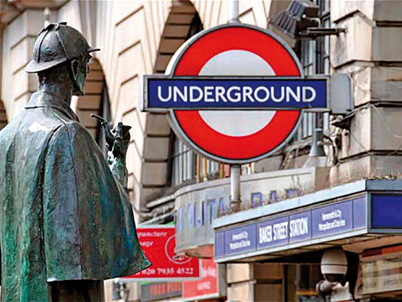 Mergeți la Londra? Pregătiți-vă să vorbiți cu statuile (VIDEO)