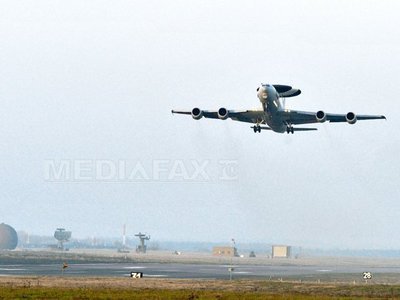 NATO analizează datele de zbor ale avioanelor AWACS din România și Polonia, în tragedia din Ucraina