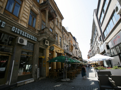 Meciurile de la Cupa Mondială aduc cu peste 15% mai mulți clienți la terase. Majoritatea preferă Germania