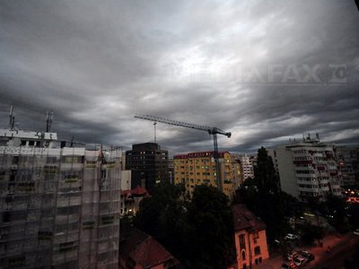 VREMEA va fi în general instabilă. PROGNOZA METEO pentru marți și miercuri, în țară și în Capitală