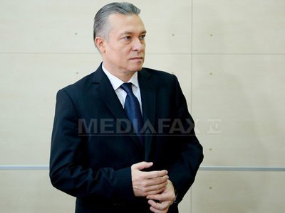 PMP îi cere președintelui Băsescu să retrimită Parlamentului legea de reducere a CAS