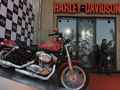 Harley Davidson recheamă în service 66.421 motociclete