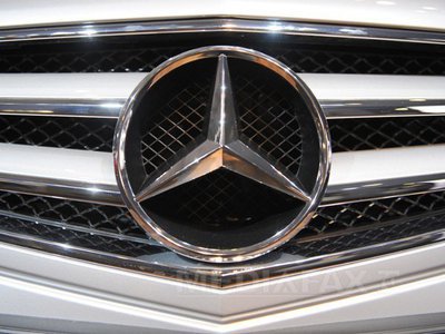 Audi și Mercedes au redus decalajul vânzărilor față de BMW, la șase luni