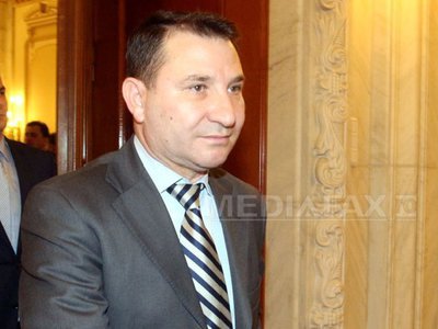 Romeo Stavarache, judecat pentru că ar fi luat mită de la Cășuneanu și alți trei oameni de afaceri