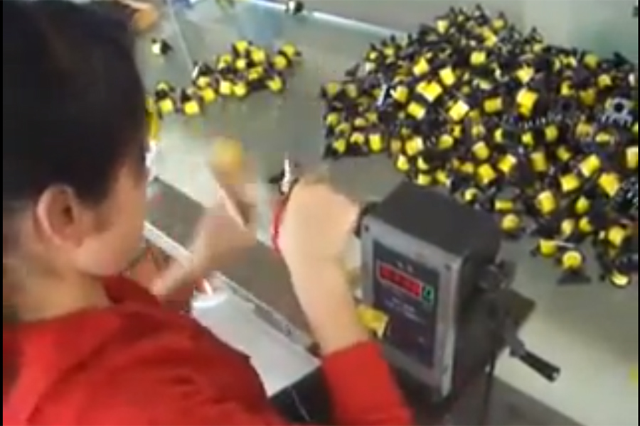 Filmul din care veți înțelege: 1. productivitatea chinezilor; 2. problemele de calitate ale produselor lor