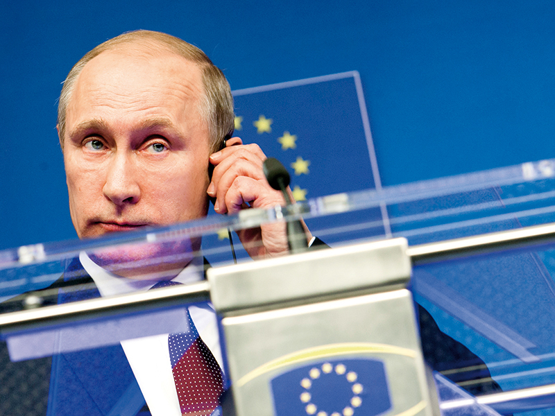 Războiul economic pe deasupra Ucrainei începe să facă victime. Ce pierde Rusia, ce pierde Europa