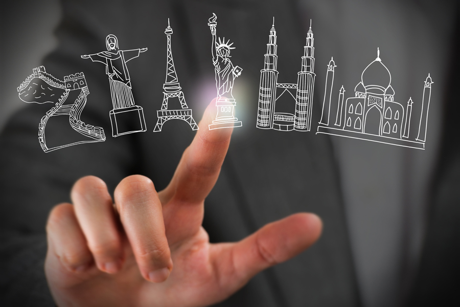 Portretul turistului modern în 2014: caută pe internet destinația, compară prețurile, citește părerile altora și cumpără online