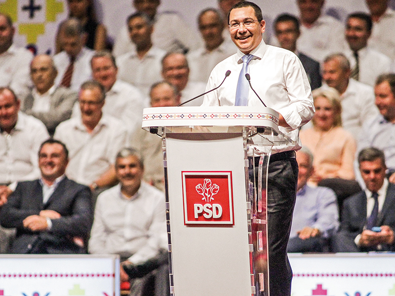 Cine s-a fript cu Băsescu suflă și-n apa cu noroc de la inundații. Perlele politice ale săptămânii