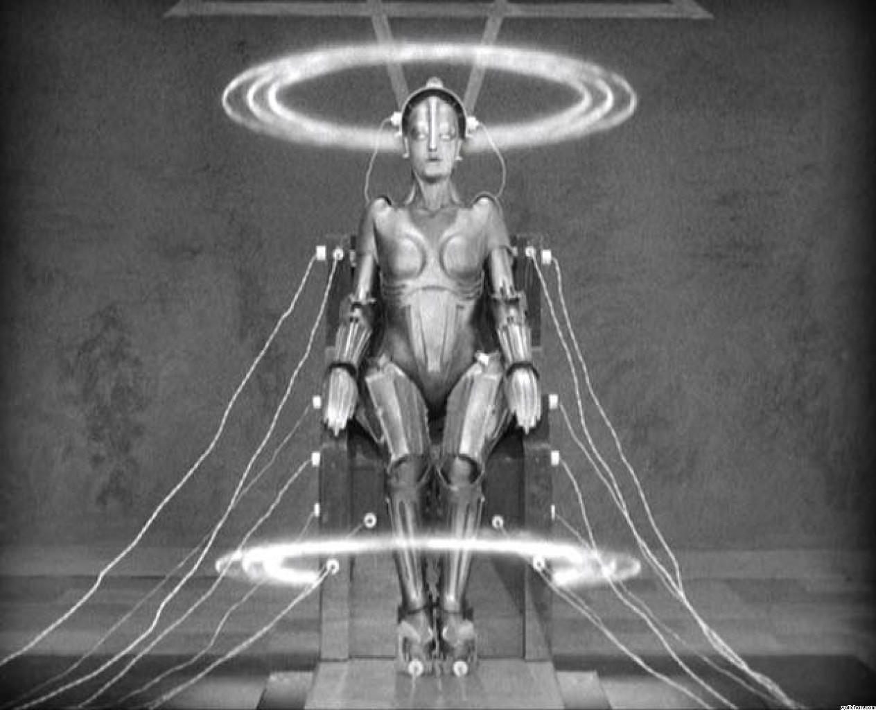 Este weekend, vă invităm la film: Metropolis, regizat de Fritz Lang, cu muzică de Giorgio Moroder și Freddie Mercury