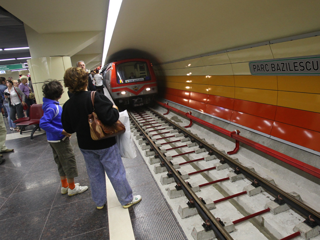 Internetul 4G de la Orange nu funcționează peste tot la metroul din București. Care sunt motivele