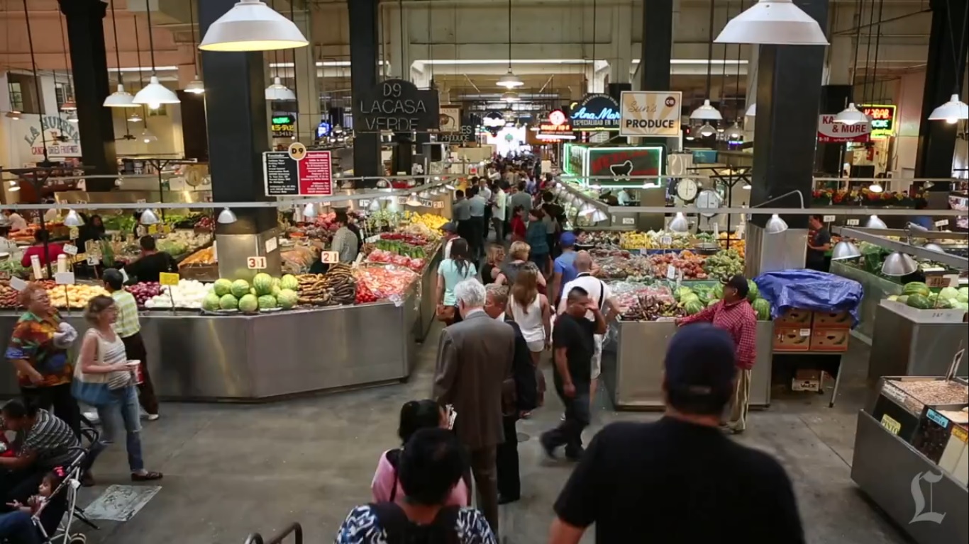 Idei de afaceri: food court de ultimă generație (VIDEO)