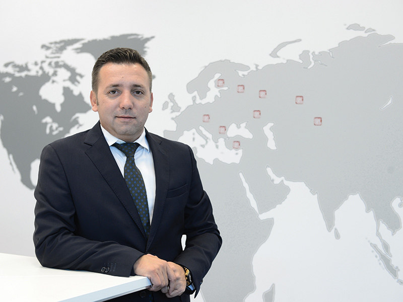 Lukoil vrea să învie cel mai bun ulei de motor din perioada comunistă, uitat de români în ultimii 25 de ani