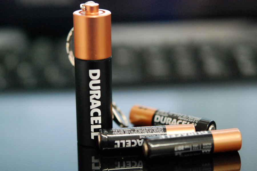 Smartphone-ul lasă fără energie iepurașul Duracell