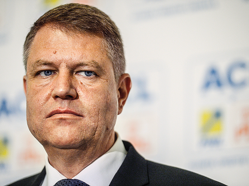 Furtuna perfectă care l-a ridicat pe Klaus Iohannis