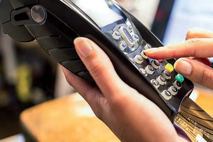 Cele mai inovatoare companii din România: MasterCard, plăți cu cardul la livrare