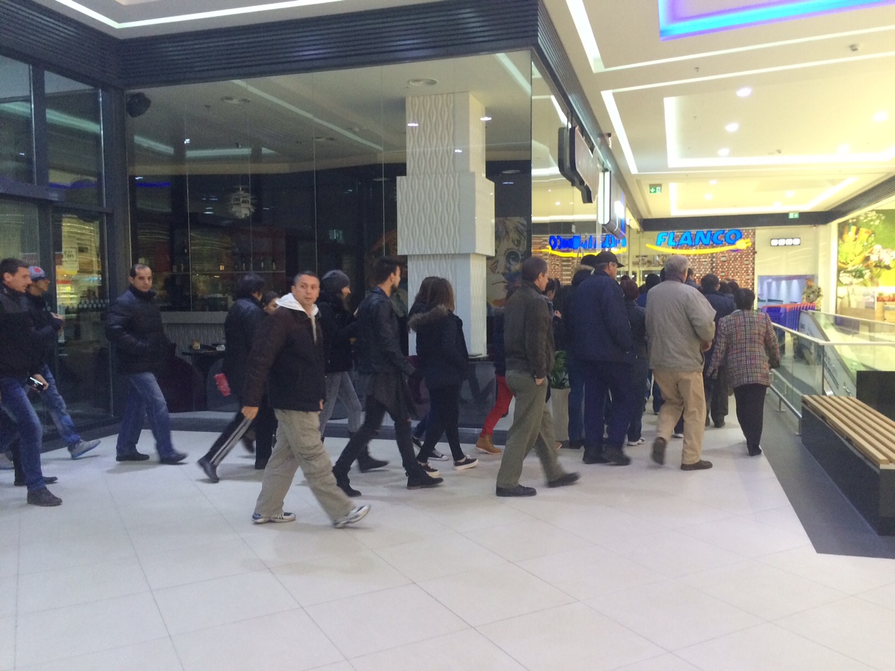 BLACK FRIDAY 2014: Flanco Retail a vândut de 98 milioane de lei