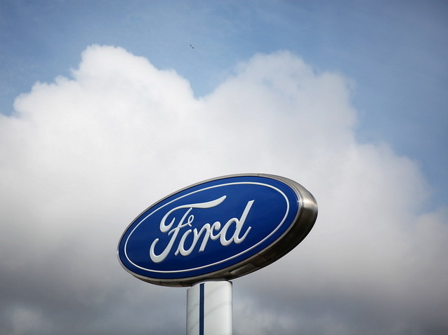 Ford vrea să dea afară 680 de angajați de la Craiova