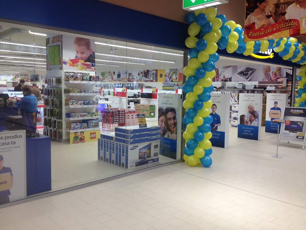Flanco Retail deschide două noi magazine în București