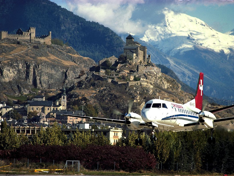 Aeroporturi cu cele mai frumoase panorame - GALERIE FOTO