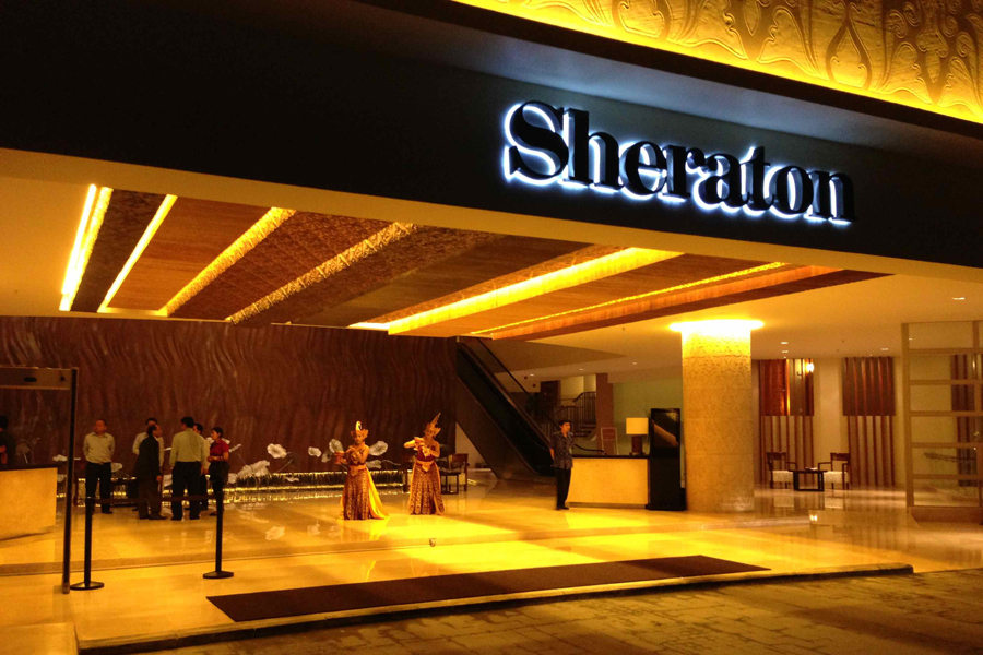 Fostul hotel Howard Johnson din București devine primul Sheraton din România