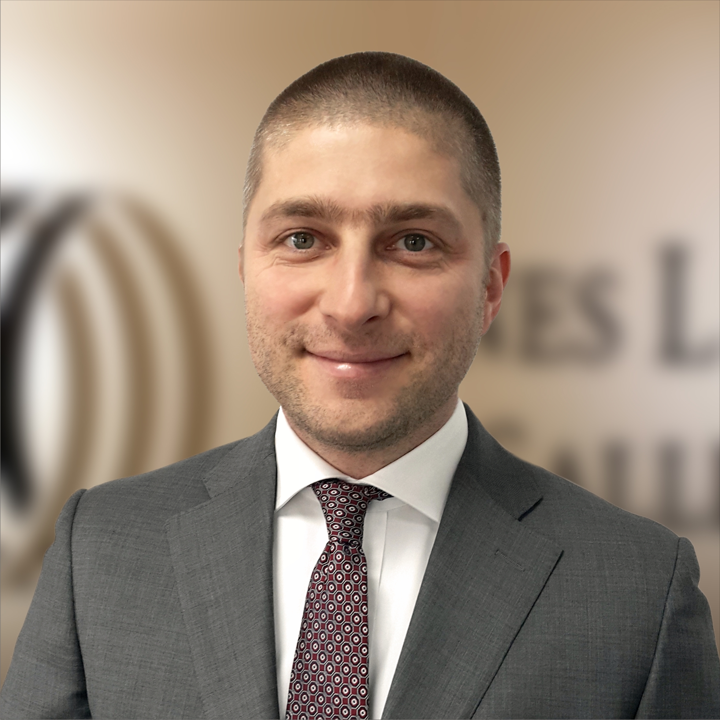 JLL îl numește pe Viorel Opaiț business development director