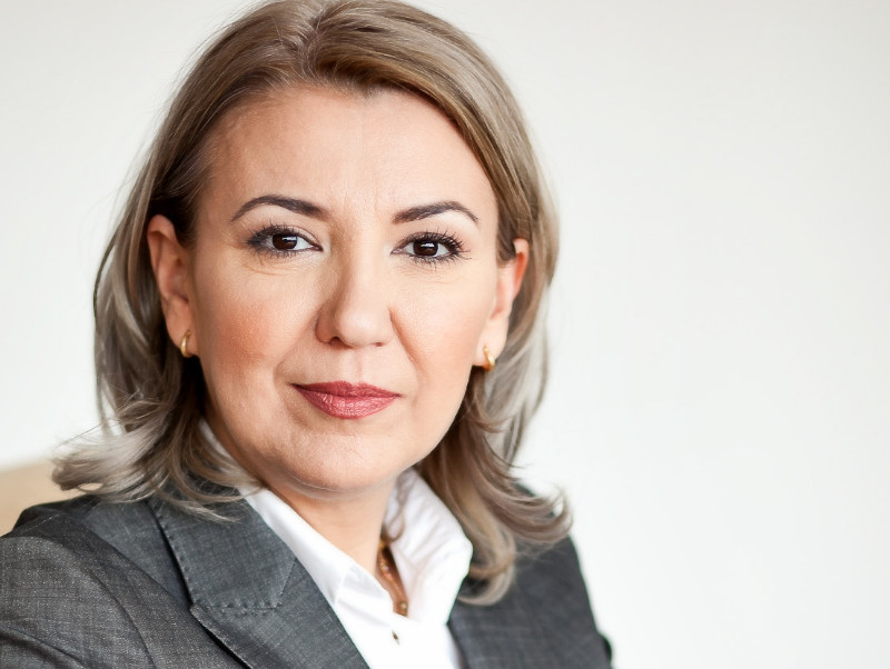 Cine este Andreea Popescu, director în cadrul Orange România care a dat în judecată compania pentru "hărțuire morală"