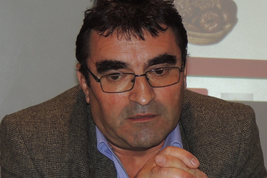 Un antreprenor moldovean a găsit metoda de a lua banii celor plecați la muncă în străinătate
