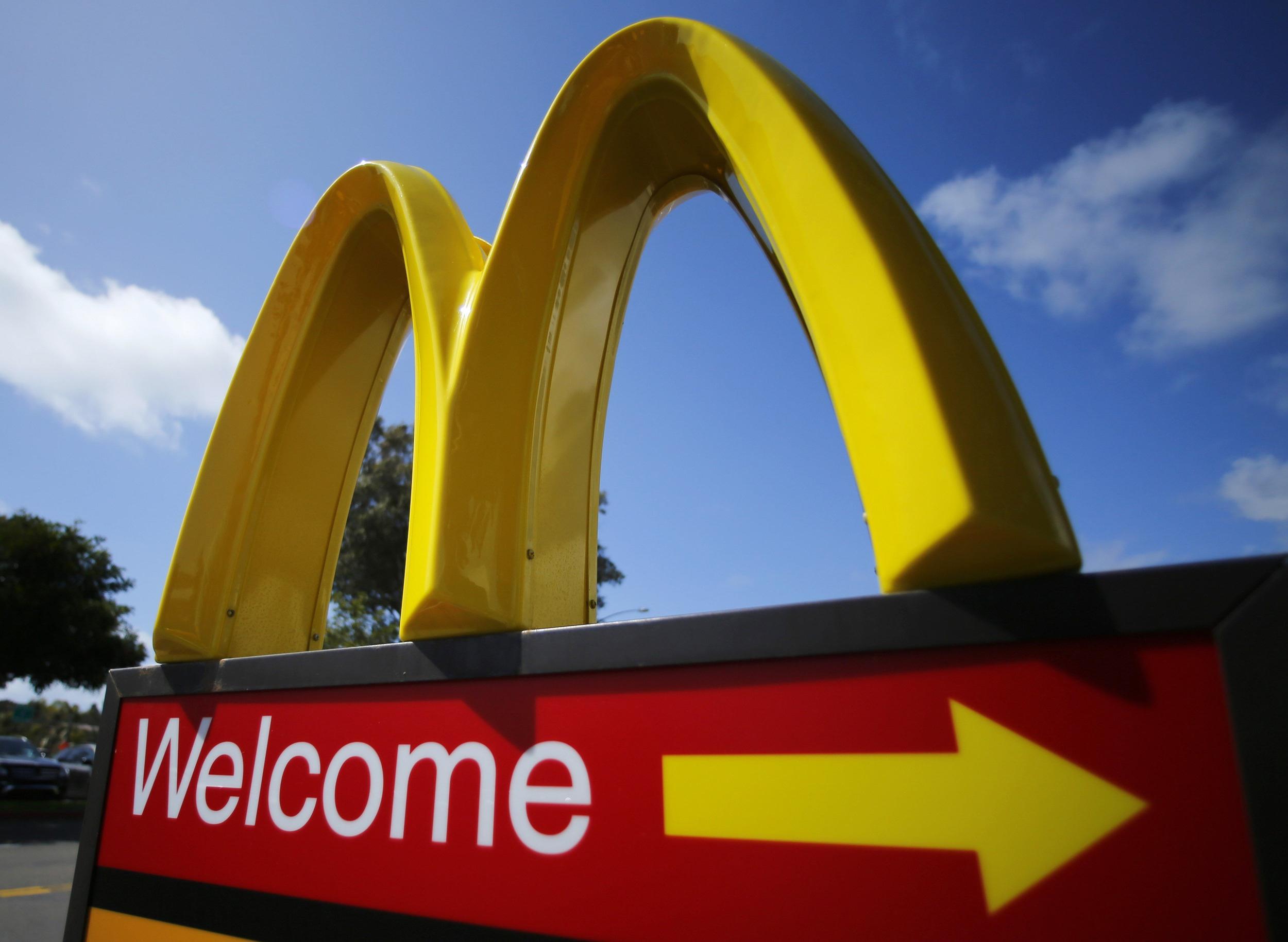 Mai mulți angajați ai McDonald's au depus plângeri împotriva companiei