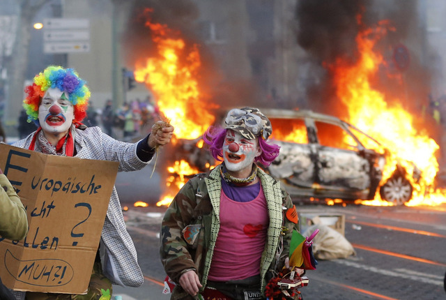 Revolte la Frankfurt! Protestatarii au atacat sediul Băncii Centrale Europene. Peste 350 de arestări