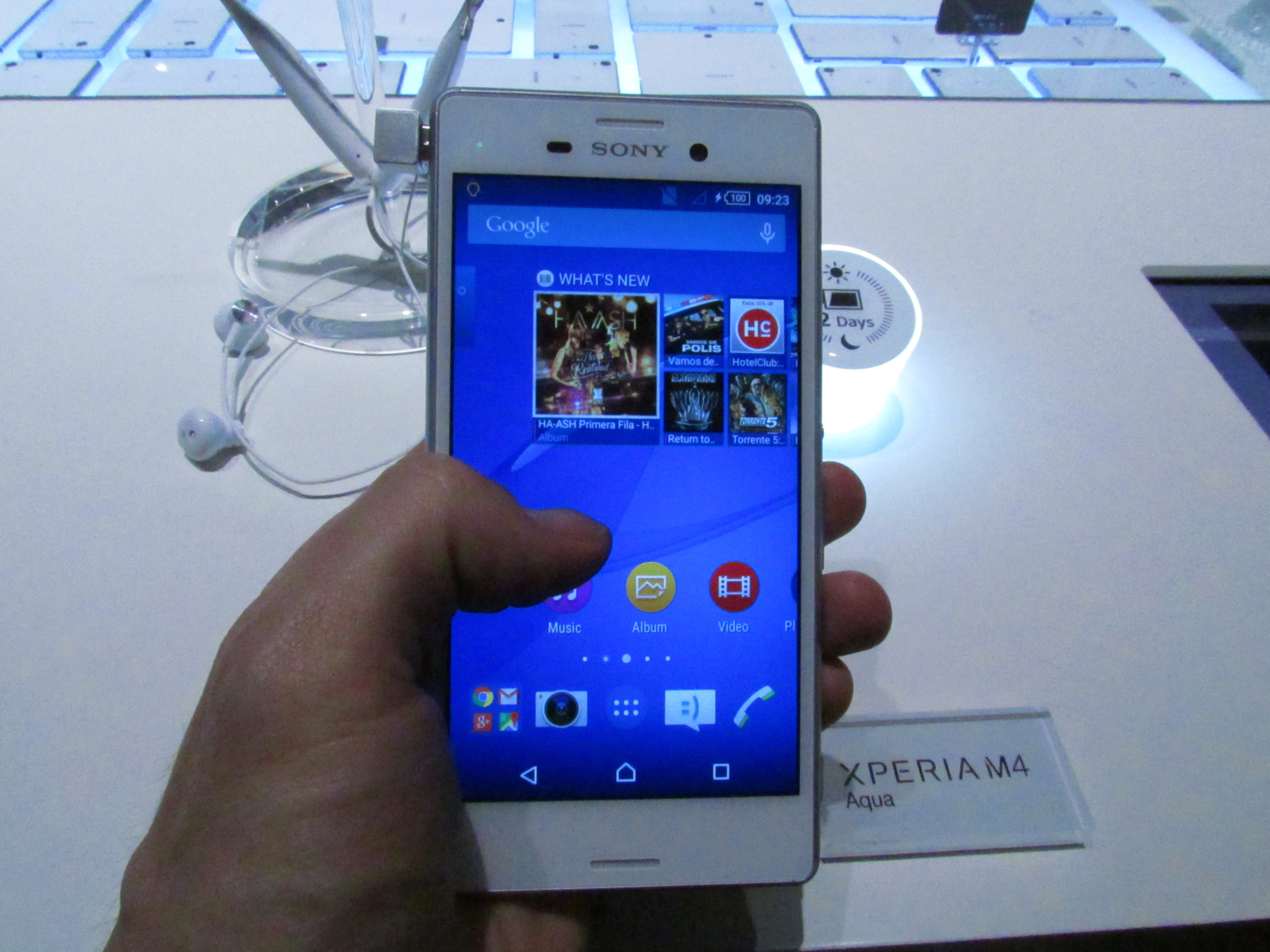 Sony a lansat tableta Xperia Z4 și smartphone-ul Xperia Aqua M4
