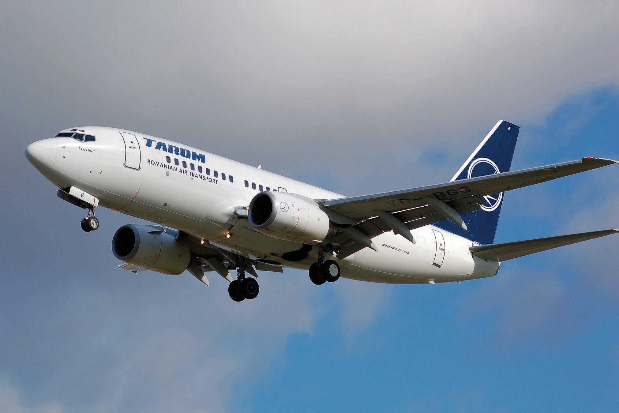 Tarom reia cursele spre Larnaca