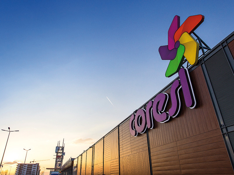 Coresi Shopping Resort din Brașov a avut 750.000 de vizitatori în primele două săptămani de la deschidere
