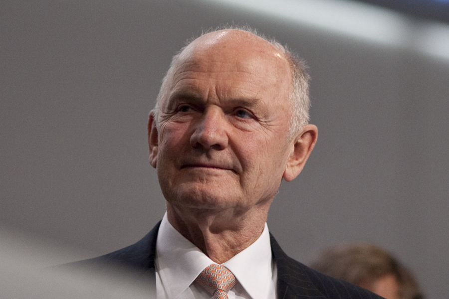 Ferdinand Piech, obligat să demisioneze de la șefia Volkswagen.  Culisele unei cariere de 51 de ani