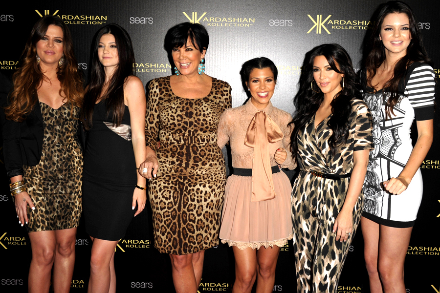 Cum a ajuns Kris Jenner de la casnică la conducerea "mega-imperiului" Kardashian