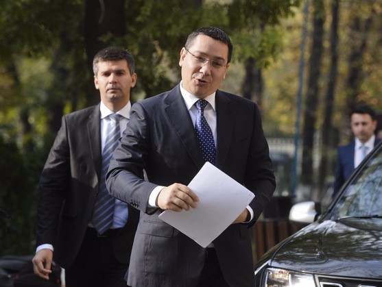 Un document oficial semnat de Victor Ponta a ajuns pe masa lui Klaus Iohannis. Surpriza pe care o poate avea premierul înainte de întoarcerea din Turcia