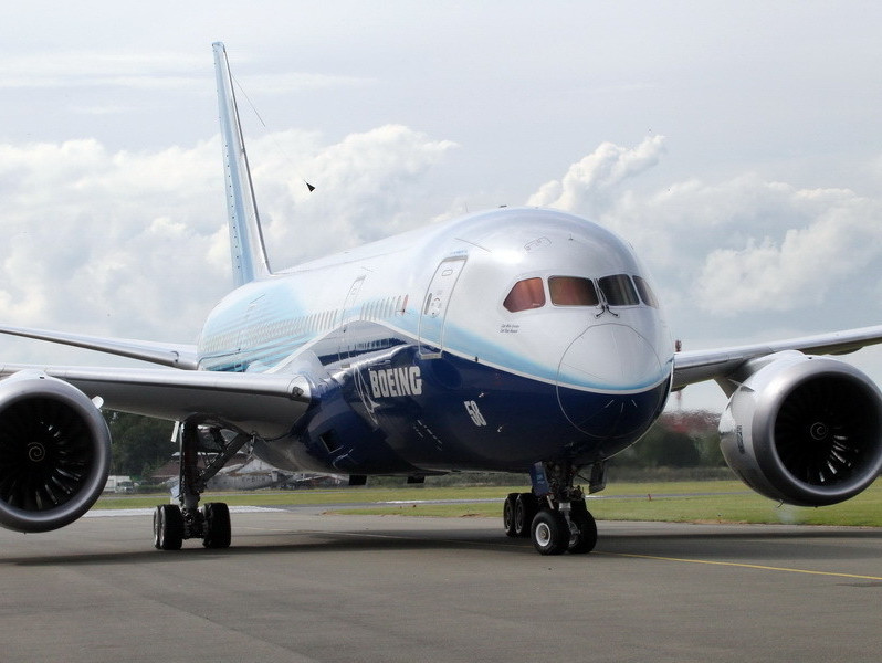 Decolare spectaculoasă cu 787 Dreamliner demonstrată de Boeing - VIDEO