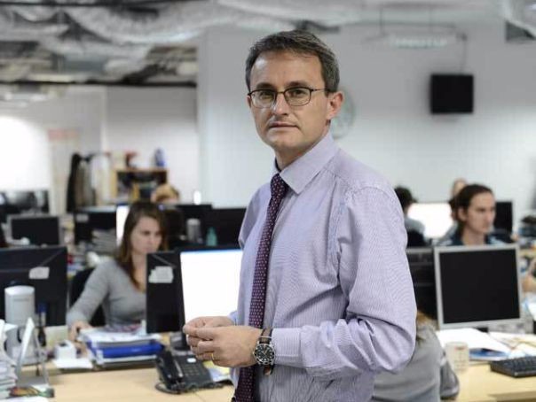 Întoarcerea istoriei: Dacă Grecia se sinucide ca Ceaușescu în anii ‘80, România are o șansă istorică de a face un schimb de locuri cu grecii la masa puterii