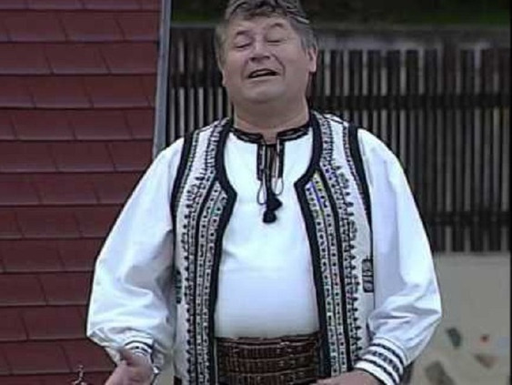 Rămas șomer, un interpret de muzică populară a fost nevoit să facă o meserie „ciudată”. În doar câteva luni, a dat lovitura